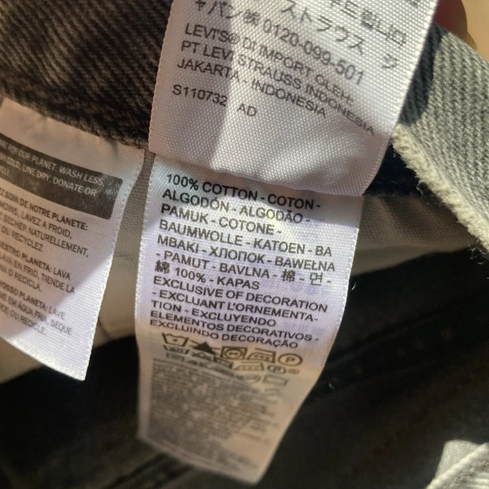 Levi’s distressed high rise 501 jean cotton denim short cutoff vibe 31 - Picture 17 of 17